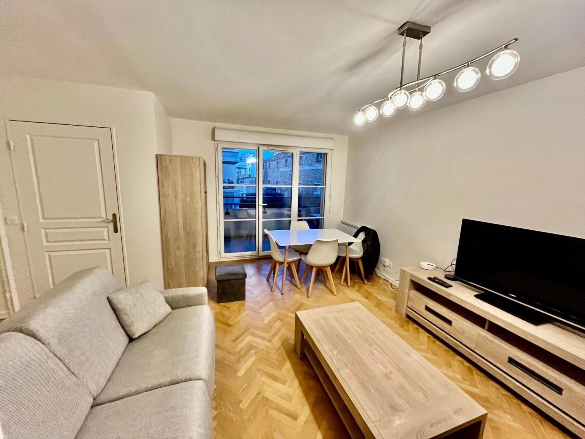 Le Sept Avec Parking, Transfert Apartment Vaires-sur-Marne Luaran gambar